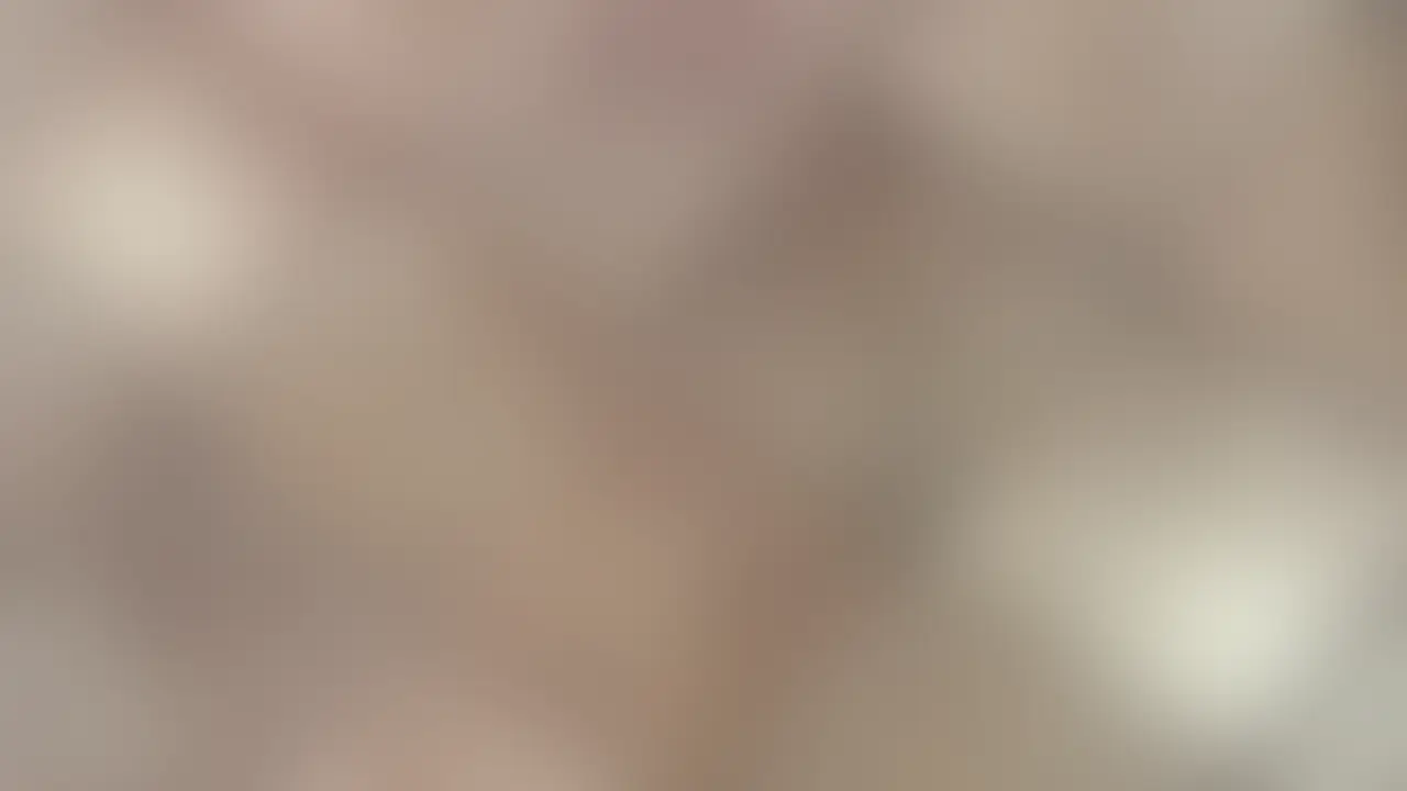 【4K完全版】 有名巨乳インスタグラマー!~ゆりちゃんの物語〜
SNSで注目を集める有名巨乳インスタグラマー・ゆりちゃん。
画面越しでは完璧で華やかな彼女が、この作品では“誰にも見せてこなかった素顔”を解禁。
街での自然なやり取りから始まる、
距離が縮まっていくまでの空気感。
カメラを意識しながらも、次第に緊張がほどけていく表情や仕草は必見。
4K完全版ならではの高精細映像で、
視線・息づかい・肌の質感まで余すことなく収録。
SNSでは絶対に見られない、
〜ゆりちゃんの物語〜を最後までお楽しみください。 (2/2)