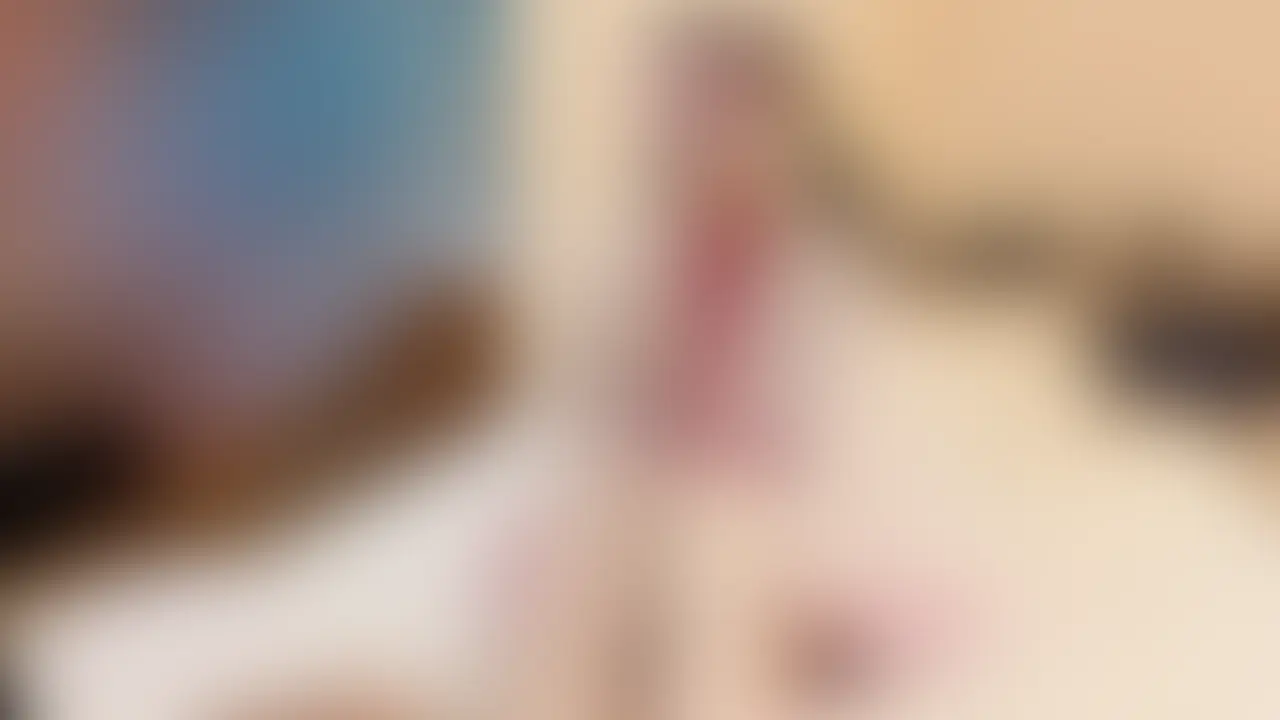 巫女服を纏った私は、
今、ご主人様の前でその仮面が剥がれていく。
おまんこを広げさせられ、羞恥に震え、縄で縛られ、パドルで尻を赤く腫らされ、アナルを叩かれる。
痛みが波のように広がり、涙が止まらない。
極太バイブをずぶりと刺され、電動振動で体を支配される。「イくな」と命じられながらも、白目を剥き、痙攣する。
お仕置きバイブでクリを弄ばれ首を絞められ、酸欠の恍惚でイく。
最後は騎乗位で自ら腰を振り、大量潮吹きしながら中出し。熱い精液が奥を満たし、体が崩れ落ちる。
あの明るい巫女は仮面。本当の私はここにいる。惨めで、淫らで・・・
#SM #ドМ #М女 #変態 #素人 #肉便器 #痙攣 #中出し #裏垢男子 #裏垢女子 #美乳 #ちっぱい #微乳 #色白 #NTR #女子大生 #制服 #コスプレ #細身 #電マ #おもちゃ #ディルド #快楽責め #ハメ撮り #個撮 #アイドル #芸能人 #モデル #なかだし #生 #中だし #精液 #精子 #射精 #しおふき #潮吹き #潮ふき #マゾヒスト #マゾ (2/2)