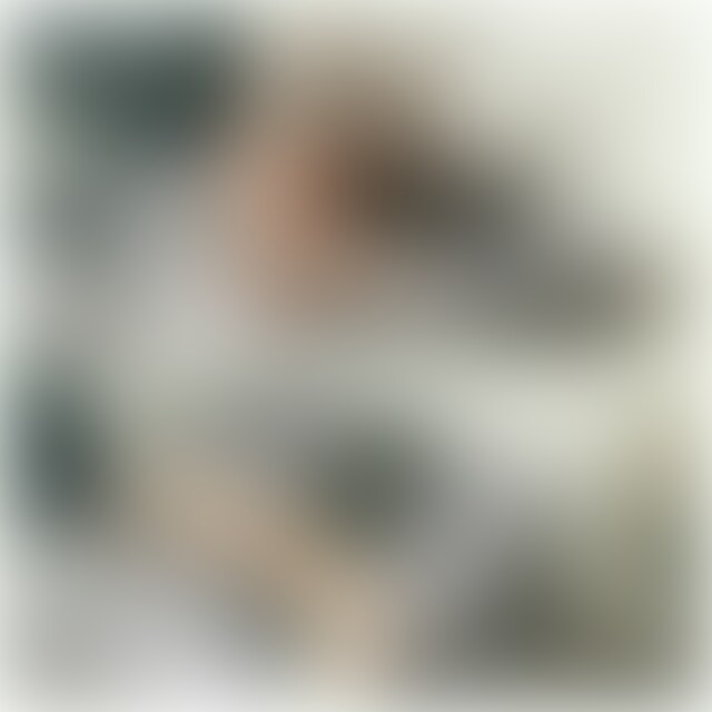 返済のことで相談があると連絡が来たので、僕の自宅に招きました。
今月どうしても返すのが厳しいと相談を受けたので、フェラ撮影という条件提示し、承諾もらったんで早速撮影開始!
ソファーに座っている人妻の服にいきなり手を入れてみたら「きゃーー」っと抵抗しながら叫ばれました。。
なので胸を揉むのは諦めてソファーの前に座らせてフェラさせてみます。
なかなかのフェラテク。。。時折ノーハンドフェラをしたりで舌技も上手です。
しばらくフェラをさせた後に挿れたくなっちゃったので一旦中断し、人妻をソファーに座らせ服を脱がそうとしたところ
「無理無理無理!!!」とすごく抵抗し逃げようとしましたが、捕まえてソファーベットに押し倒し、パンツ脱がしてそのまま生で挿れちゃいましたwww
映像を見ていただければわかるかと思いますが本当に嫌だって言って逃げてますw
立ちバックしようとした時も逃げようとしてますが、逃さず速攻立ちバックで挿入しちゃいましたww
立ちバックの後は正常位になり腰を振り続けていると、感じているのか時折喘いでますw
どMなんでしょうか?w
そしてそのまましばらく正常位にて楽しませてもらい、最後はお腹に発射し、優しく精子を拭いてあげましたw (2/2)