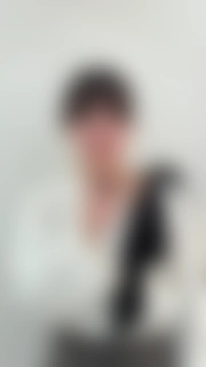 【No.124】20歳 大学生
TikTokの企画としてクイズに参加してくれた女の子は どこまで脱ぐのか?😎 今回協力してくれたのは20歳の大学生さん! クイズの後に仲良くなってから最後には... (2/2)