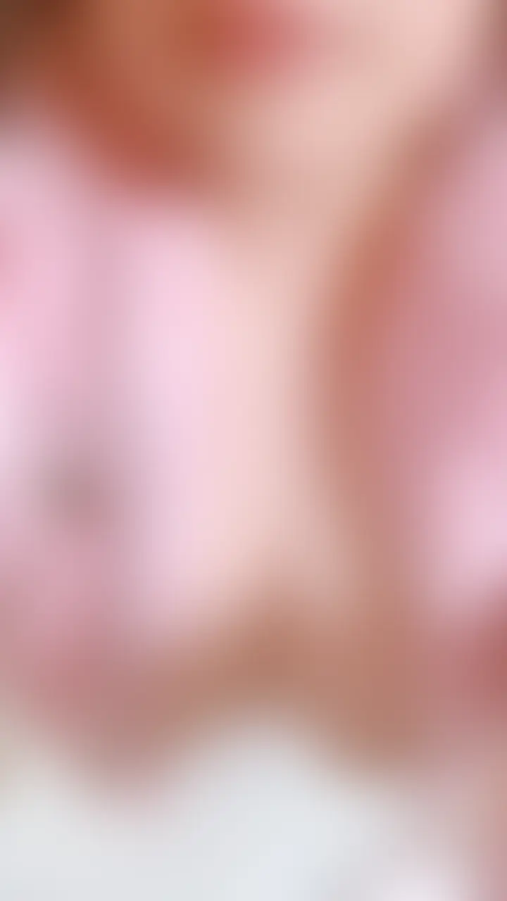 あいか「【ぷっくり乳首】をなだめてくれますか？🥹ご主人様にちゅぱちゅぱされないと、もう無理ぃ…🥺」の投稿サムネイル
