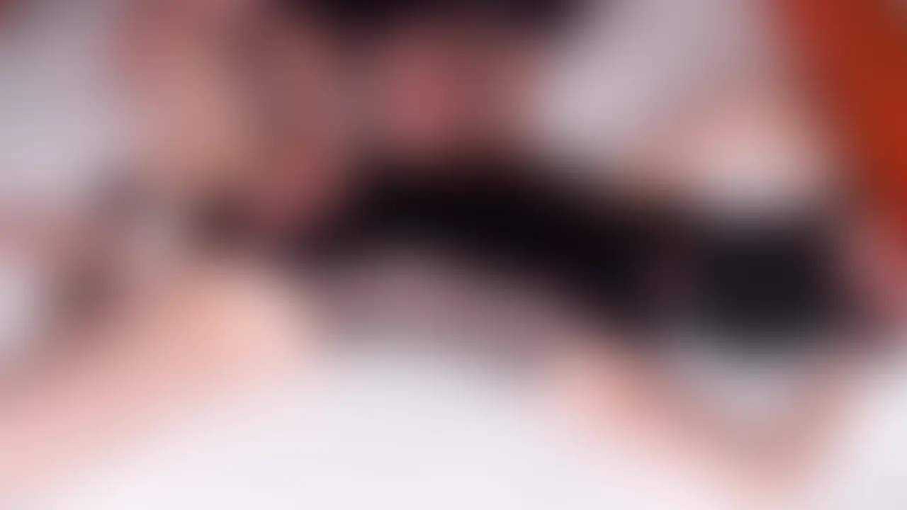 【電マ&ディルド拘束快楽責め】
いかがお過ごしですか💗
栗です
新しい動画を投稿しました✨
最初は服の上からゆっくり乳首を触れられて
だんだん力が入らなくなってしまって…
そのあとも指を入れられて敏感なところを何度も刺激されて
自分でも驚くくらい反応してしまいました
さらに電マの大きな刺激にも耐えられなくて...
大きなディルドを入れられ
奥の気持ちのいいところを突かれて
かなりおかしくなっているのに
電マとディルドで同時にされて
何度も我慢できなくなってしまって…
普段の栗では考えられないくらい
乱れてしまったかもしれません
気になった方は
覗いてみてもらえたら嬉しいです💕 (2/2)