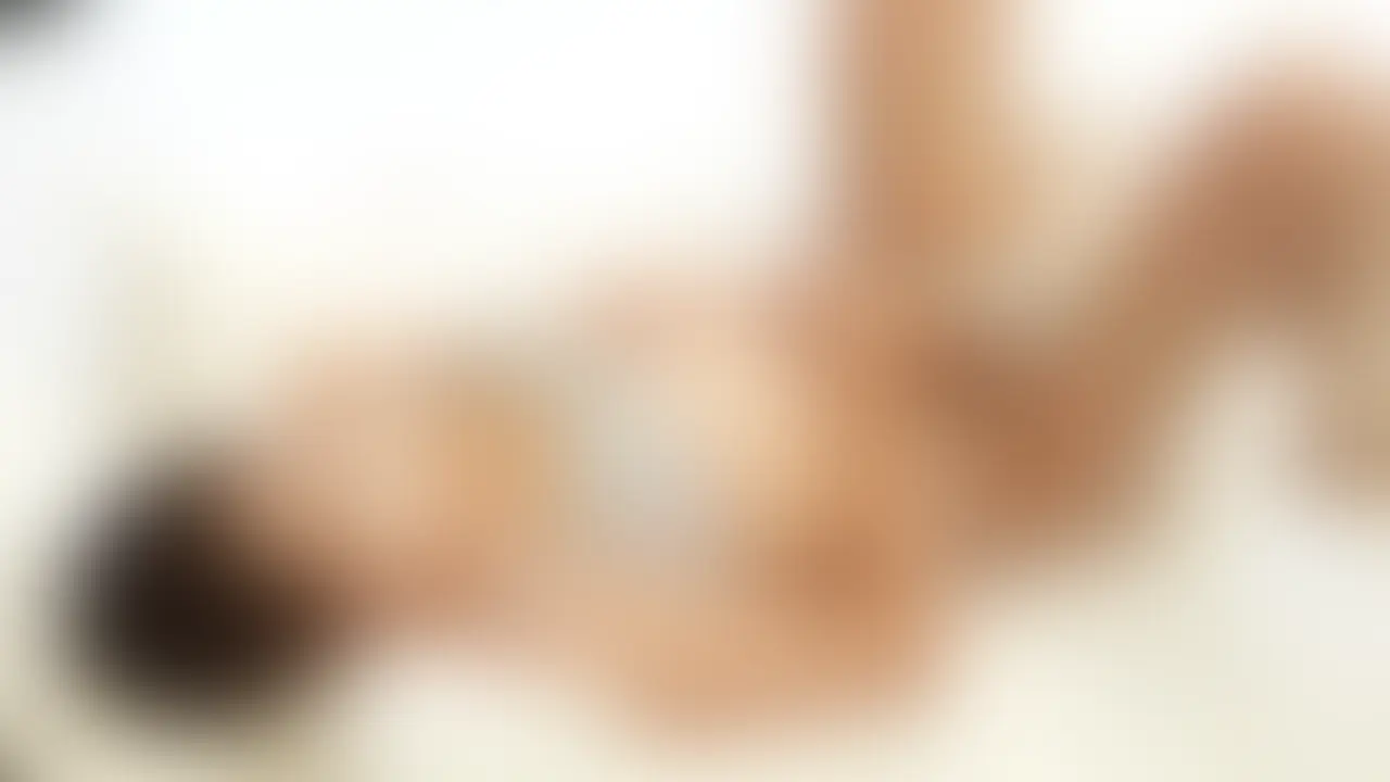 珍しいクンニでいっぱい責められて。。
いっぱいイっちゃいました🥺 (2/2)