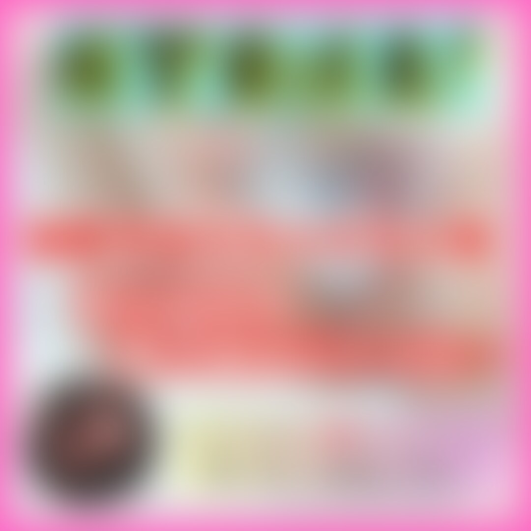 普通にお風呂に入ってたんだけど・・・
「最近旦那さんとエッチしてないなー。。。」と、ムズムズしだす人妻。
クリトリスのオナニーはたくさんしちゃってるし毎日のようにイッてる。
いつもはお布団でオナニーしてるんだけど、我慢できなくてお風呂でオナニー。
「ダメっ、我慢できない・・・」
そう思って手に取ったものは・・・
本当にただお風呂に入っていただけだけど
どうしても我慢できなくなってオナニーした時に撮ったプライベートオナニーです(笑)
お隣の奥さんのオナニーを覗いてる気持ちで見てみてね(*´ω`*) (2/2)
