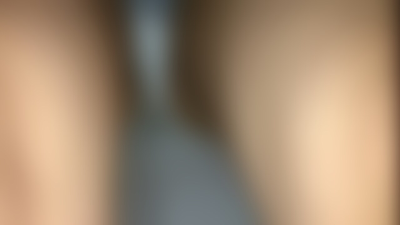 過去にお会いした方と再会してきました。
前回はおしっこ見れませんでしたが
今回はお漏らししてくれるとのことです✨やったー！

まずはパンティ観察です。
逆さ撮りからスタートです(^^)

チェックの可愛いパンツです😍


とても可愛らしい子です。
こんな子のパンティ見れるなんて幸せや(^-^) (2/2)