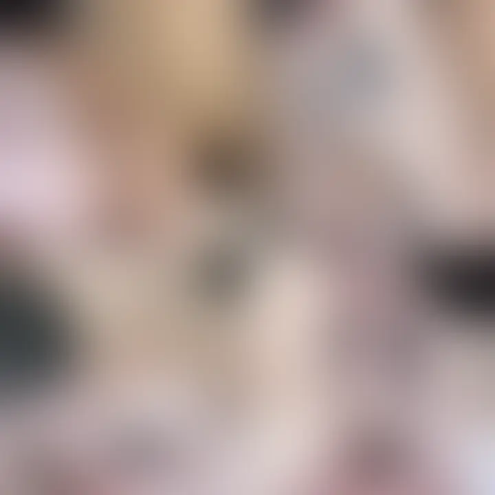 M男くんを手枷で拘束して焦らしまくって犯しちゃいました🤭濃厚キス、焦らしまくっての乳首責め、ご奉仕の乳首ペロペロ&顔面騎乗、最後は大好きな騎乗位で😋今回初!2台のカメラワークで撮りましたので騎乗位も前後から😍手コキ、フェラは別途ご用意してますのでよかったらみてね👀✨ (2/2)