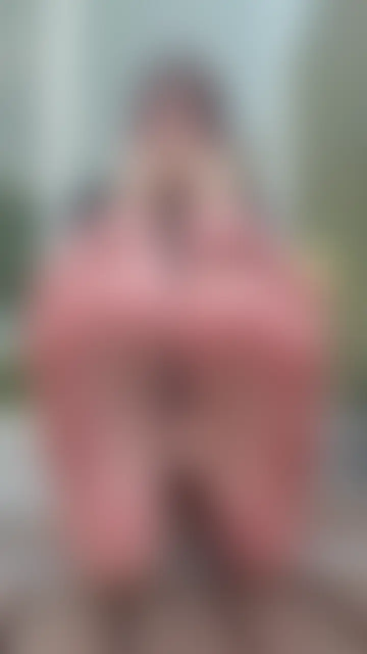 ◯リ系Mカップ女子25cm激弱足裏くすぐり足比べ!5分53秒
足比べ22秒撮影しており、左25右25.5くらいの大きめでした!
くすぐりは上の方がずっと弱く、笑いながら足をピクピク動かしていました!
ツイッターでご要望やリクエスト承っております!
ID:FDksgr3 (2/2)