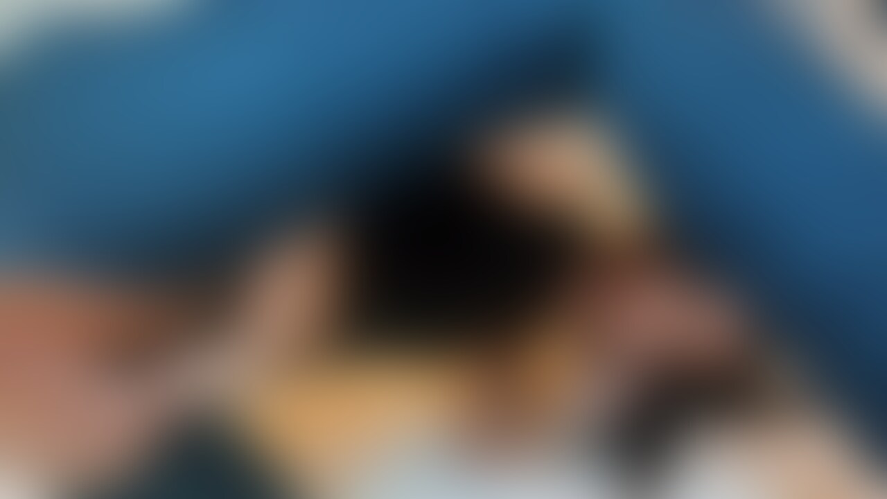 ㊙️ジーンズファン必見映像👖
穴あきジーンズでアナルプラグ挿入からのオナニー大量潮吹き💦
ぜひ観てね🙏 (2/2)