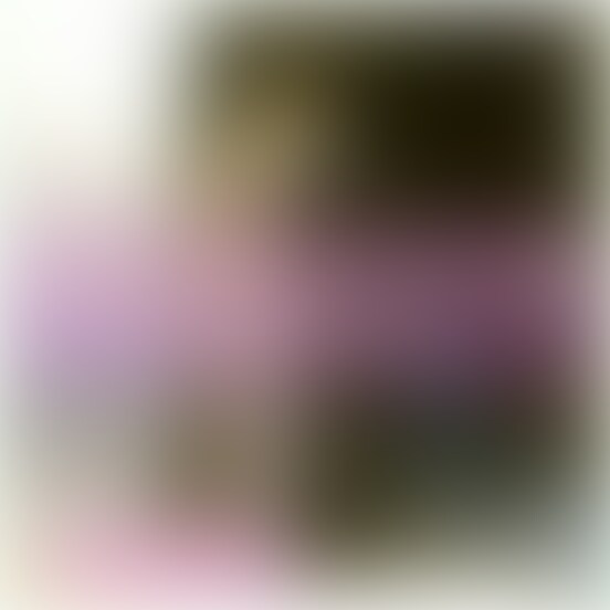 まいさんのシャワーシーンです。
ママとは思えないスレンダーな人妻の身体です。 (2/2)