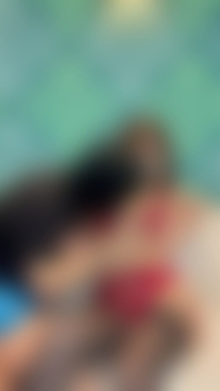 パンティ脱がされてクンニ、、じらすように舐められてパンティにお汁がたっぷりついてしまってたの、、🩷 (2/2)