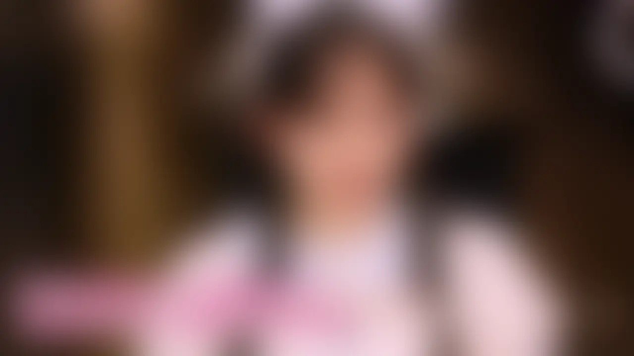 なんでもいたします💓ご主人様🥰
お口で大きくなったお●ん●をご奉仕していたら
ご主人様が興奮しすぎて豹変…
口をガムテープで塞がれて、手足もガッチリ拘束されちゃいました…😢
声をだしても全く聞こえない中で、最後は逃げられない体勢にされてたっぷり中出しされちゃいました…
----------------------------
本編28分+別アングル15分の計43分 (2/2)