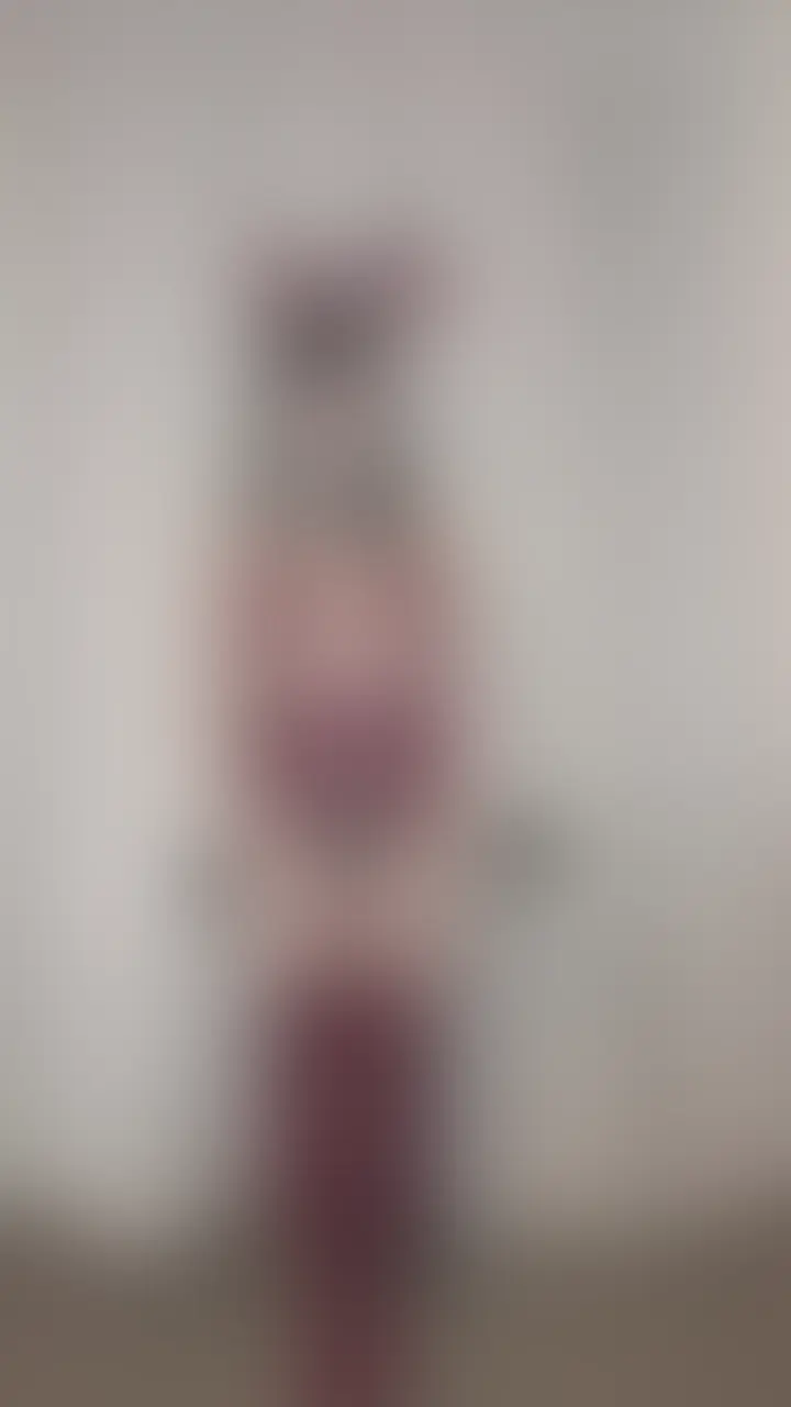 【33分フル動画】レザー逆バニーで発情…ガチ中出しまで全部見せ🐰❤️
今回は超セクシーなレザー調の逆バニー衣装を着て撮影しました!
たわわなお胸がハミ出そうな、かなり攻めた衣装です…///
33分超えの見応えたっぷりな1本に仕上がったので、じっくり楽しんでね。
✨ 今回の濃密メニュー ✨
衣装紹介: テカテカのレザー逆バニー衣装&たわわなお胸をじっくり堪能してね♡
ソロ: 無理やりひとりえっちさせられて、少しずつ発情していく姿…
奉仕: おっぱいで挟んだり、手でしこしこしたり…画面の前のあなたを焦らします。
本番: 我慢できなくなって挿入!背面騎乗位で激しく揺れて、バックで奥まで突かれて、最後は正常位で濃厚に中出しされちゃいます…!
興奮しっぱなしの33分間、お部屋を暗くして、ヘッドホンを着用して最後までたっぷり可愛がってね? (2/2)