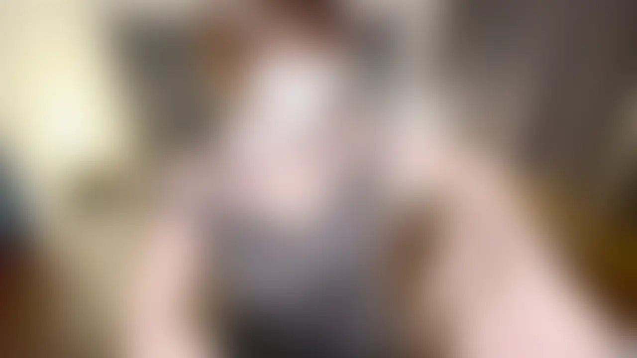 Iカップ爆乳僕っ子メンヘラ女子にパイズリ挟射のはずが、2時間前にプライベート生中だしセックスをしたため、パイズリでは物足りなくなり…。
生中出しセックスしちゃいました!!
メンヘラもセックスで回復 (2/2)