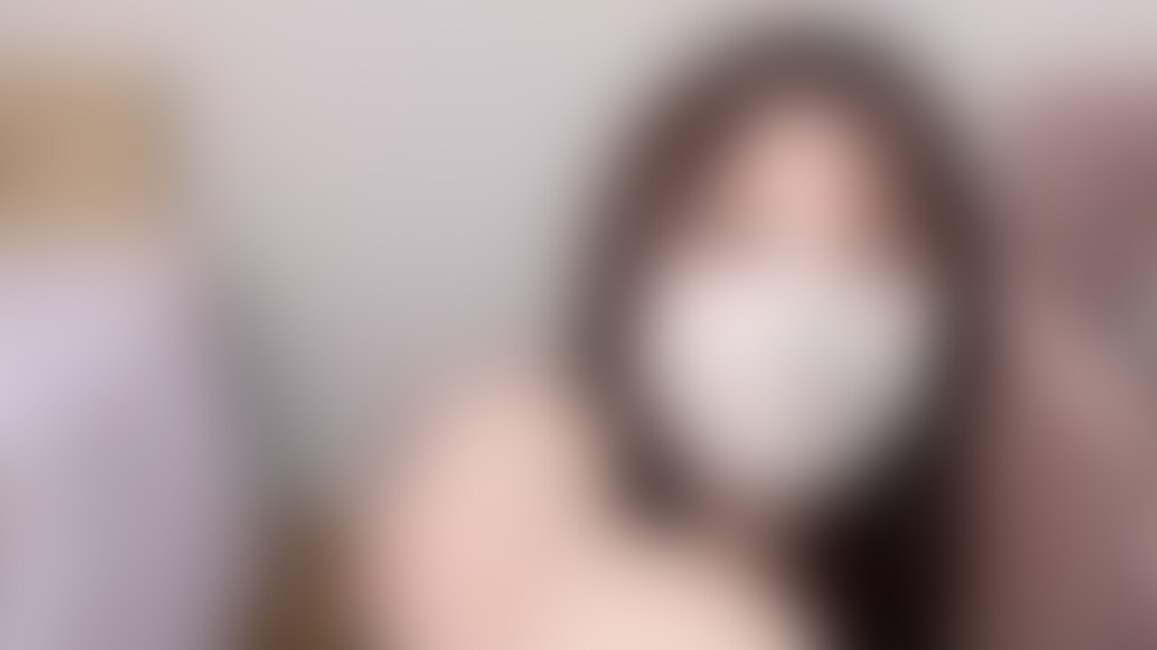 素股おなにーあんまりやっとことなくて、本当に気持ちいいか少し不安だったけど
こんなに気持ちいおなにー知れてよかったって今では思います。。🫣💕
見返してみたら、おっぱい揺れすぎて恥ずかしかった///
Iカップがたくさん揺れちゃうところ、見てください🙏🥺
見てくれた方は感想教えてくださいね🙈❤️ (2/2)