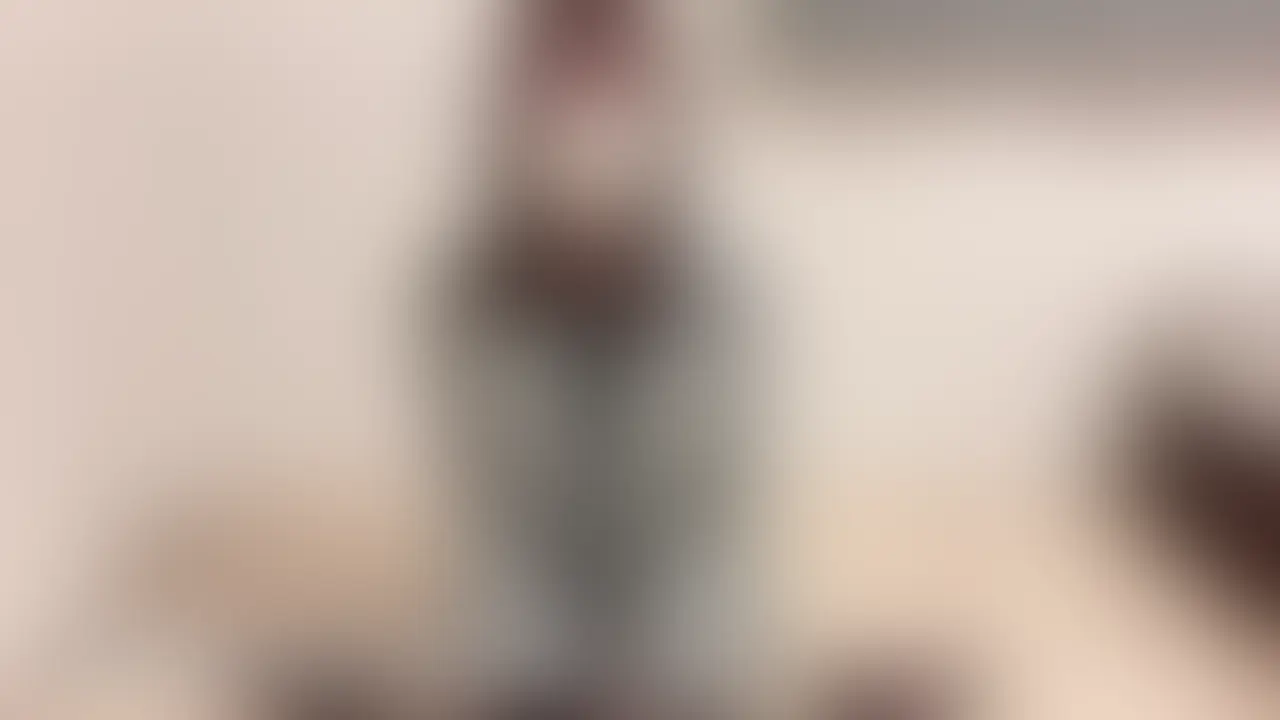 こんばんは🌙
アラサーぼっちOLのさおりです。
メガネをかけて、ちょっとSな女になってみました🥰似合うかな?
みんなさおりの命令ちゃんと聞いてくれる?🥺💓 (2/2)