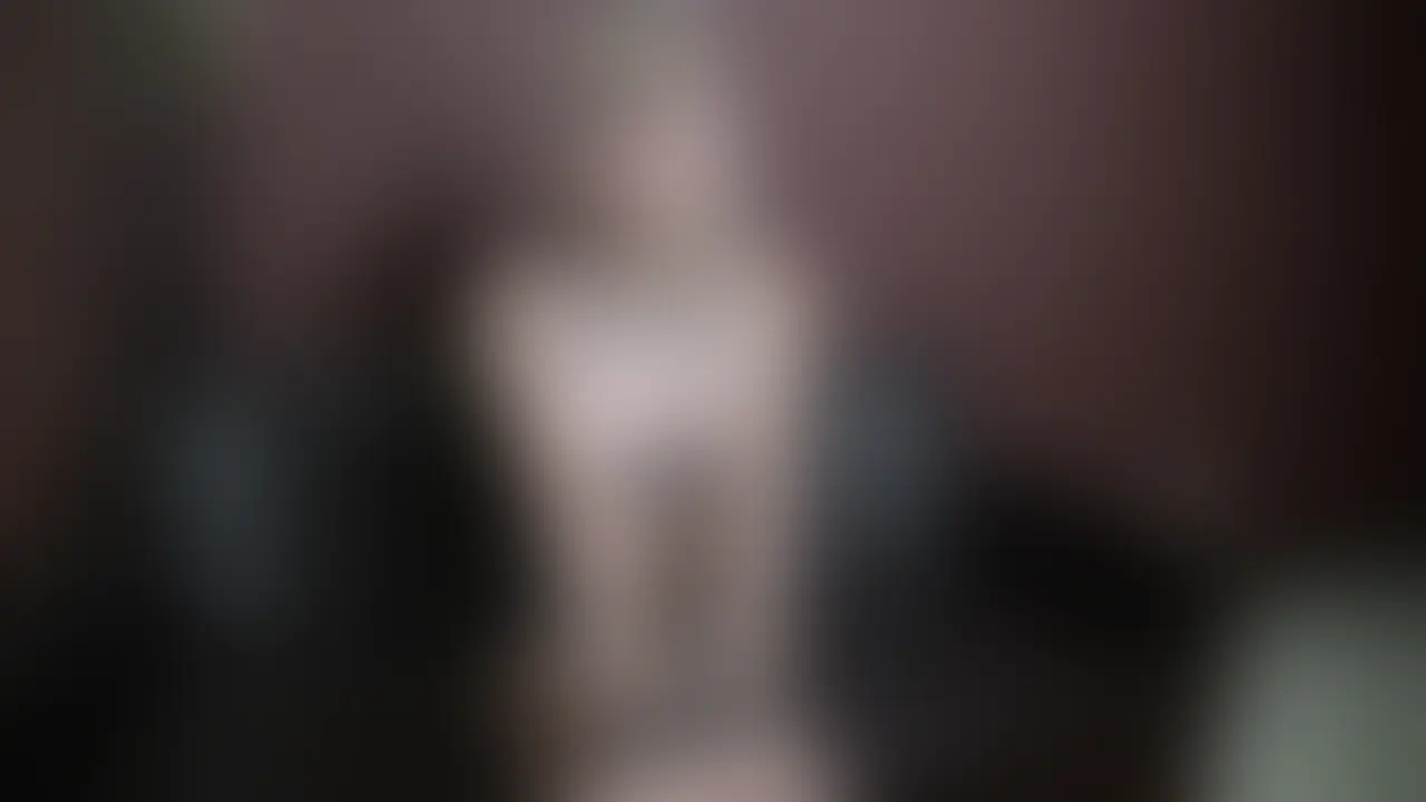 【中出し】ガチ素人と生SEX【ハメ撮り】
出演応募してきてくれた子とのやつです
最初から距離近めでそのまま流れで進んでいってます
途中で色々試しながら反応見ていく感じとか
最後までそのままの空気で続いてるので
こういうリアル寄りの流れ好きな人は合うと思います
今回は全編目隠しでの撮影になってます👀
個人で撮ってるものなので荒いところもありますが
その分そのままの空気は残ってます
気になるようなら時間あるときにでも覗いてみてください👍️
※出演者を特定するコメントはやめてください
※身バレした時点で動画を削除します
※予告なしで削除する可能性もあります
※コピーや転載はおやめください著作権の侵害は
10年以下の懲役又は1000万円以下の罰金が課せられます
禁止事項に抵触した場合は通報後に弁護士へ相談し
情報開示損害賠償請求します
情報開示後の示談の交渉には 一切応じません (2/2)