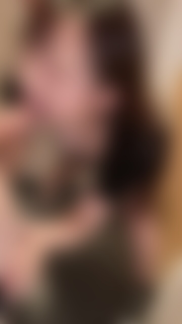 【長編】Hカップ巨乳JDのUちゃんと密会。

自分の武器わかってるよね。

玄関で遊んだ。

「いいね」をたくさんもらえると投稿頻度を増やす励みになるのでぜひ♡を押してください！

＝＝＝＝＝＝＝＝＝＝＝＝ (2/2)