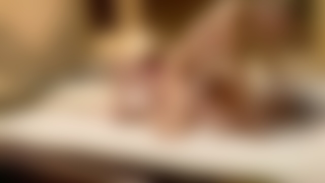 Twitter未公開！21歳スリム大学生とSEX②ケツあまり感じた事ないって言ってた割に騎乗位で俺の腕を掴んで腰振... sample 1