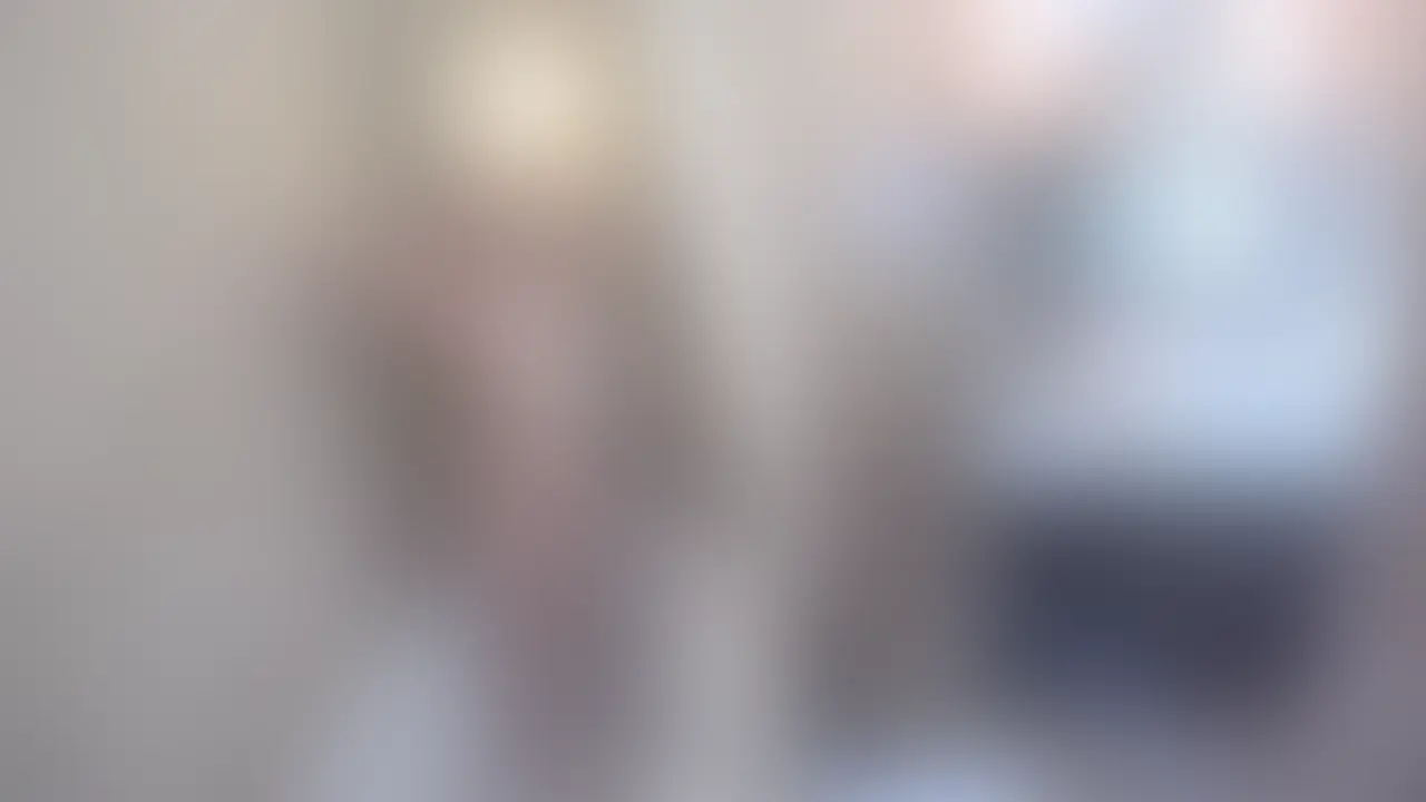 【変態夫婦|ホテルに入るとこうなる #20-1】
キャバ嬢がアフターお泊りして朝からハメ撮り😍💕
シャンパン分くらいはご奉仕しちゃうよ❤️
お風呂に入ってお化粧したらキャバのドレスにお着替え👗
フェラで丁寧にご奉仕してちんこガチガチにしちゃう👄
わたしの👅で興奮しちゃった?🤭
クンニとおもちゃでおまんこぐちゃぐちゃにされたら準備万端🎀
後編でどちゃくそにエロいハメ撮りしちゃうよ❤️🔥 (2/2)
