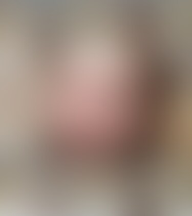 久しぶりに制服姿の「わんぱくちゃん」です。
顔騎からのスタートでして…蒸れた匂いがしました。
カメラの前でいっぱい語った後、パンティを見ると「シミ」が…。
シミをいじった後、脱がすと「まん丸なお尻」が登場‼
ぽっかりと穴の空いた「アナル」が印象的でした。
その後、いつもの「電マ」でオナニーをしてもらいイっちゃってもらいました。
じっくり「フェラ」してもらってから制服着衣セックス開始‼
小振りの色白おっぱいを堪能してから思いっきり膣内に「中出し」しました。
【動画詳細】
動画時間:69:26
フレーム:1920×1080(HD)
ビットレート:2384kbps
サ イ ズ:1.16GB
ファイル形式:MP4
【注意事項】
※出演者は○○○以上であることを身分証で確認しております。
※法律や条例に違反することは一切行っておりません。
※本作品は、公開する事を目的に作られたオリジナル動画です。
※二次使用、譲渡、転載、転売等は禁止します。 (2/2)