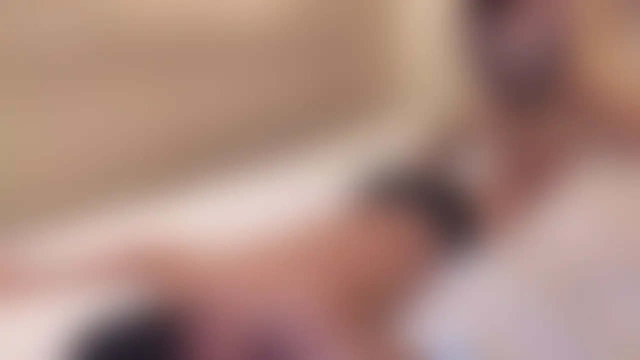 【Full ver.】人気セラピストとプライベート空間で裏オプ三昧♡
140cm台の小柄な身体にGカップの素敵女子が登場!
オイルマッサージからのドスケベセックス♡
揺れるおっぱいって最高だよなぁぁぁ〜 (2/2)