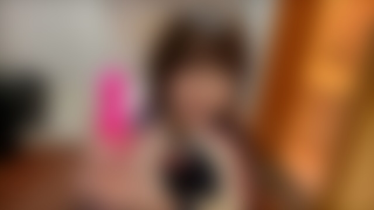 【ファン限定フル動画】🎁
【着衣オナニー】中◯生の時につけていたジャージを履いたままデンマであの時オナニーしてたようにオナニーしてみました… (2/2)