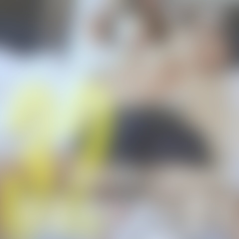 【タイマー電マチャレンジ!人妻まゆの場合】
こんちわ☺
『まゆたく夫婦』です💖
個人撮影した素人人妻のエロ動画
今回は大人気シリーズの『タイマー電マチャレンジ!』です😍
今回も抜けるところ盛りだくさんです!
ぜひ、最後まで楽しんでオナニーのオカズにしてください!
良かったらコメントしていただけると嬉しいです🍑
電マを【まゆ】のアソコに固定!
インターバルを置きながら徐々にタイムを長くして連続振動を与え続けます!!!
身体をよじらせ限界突破の絶頂ラッシュ!!
イッた直後に手マンしたら大量の潮吹きが発生!!
人妻のエロい姿を最後までお楽しみください!
【タイム】
00:00 オープニング
01:00 ○○○束して電マ装着
02:13 振動開始・1分間
04:12 振動開始・3分間
08:21 振動開始・5分間
14:00 ○○○束したままフェラ
15:12 振動開始・8分間(強め)
23:22 激しい手マン&潮吹き
======
【今回の内容に関連するおススメ動画】
・○○○束電動ピストンマシン 絶頂アクメ!!
https://myfans.jp/posts/bb55b995-9e1a-48a6-8a6e-1e328f094061?utm_medium=referral&utm_source=share&utm_campaign=post_share
・○○○束電マ!○○○寸前!全身性感帯状態!!
https://myfans.jp/posts/bf832147-4415-4b0a-97db-9cd938627a62?utm_medium=referral&utm_source=share&utm_campaign=post_share
======
【皆様へのお約束】
応援いただいた費用は、
今後の性活動(撮影機材・大人の玩具等)に還元させていただきます。
======
---------------
《まゆたくからのお願い》
日頃からたくさんの応援とご視聴、本当にありがとうございます🙇♂️
今後も変態夫婦の性生活をお届けしていきますので、
「❤️イイね」や「コメント」をしていただけると、皆さんと繋がれている気がして嬉しいです。
ぜひよろしくお願いいたします!
--------------- (2/2)
