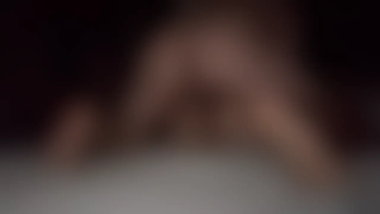 ルーズソックスをはいた
嫌がる人妻に生で無理矢理ハメて
種付けプレスで中出し❤️ (2/2)