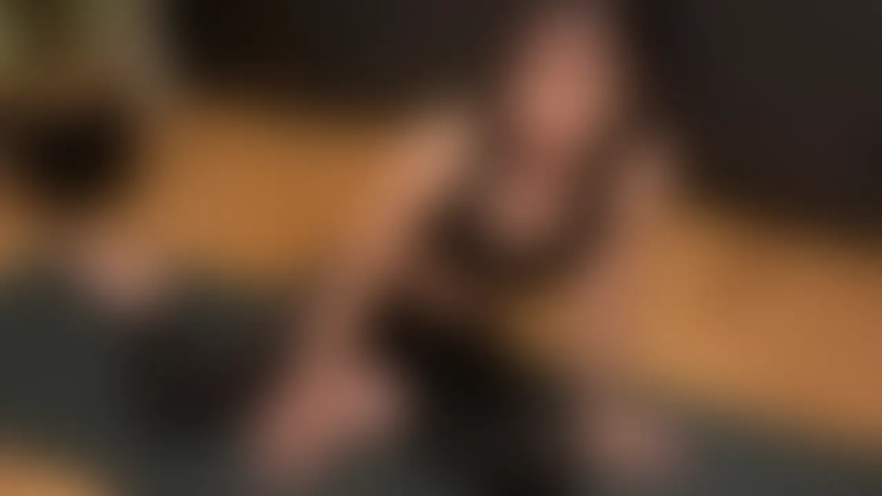 【顔出し】Fカップトレーナー美女のスポーツウェア破壊力抜群
相変わらず身体と腰使いがエロすぎる、、 (2/2)