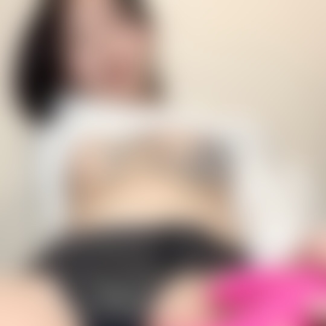 やっほーいもこだよ🥰
今回は少しふぇちなアヘ顔をいっぱい…
下から撮ってて写りあんまり良くないから恥ずかしいけど感じてる顔もっと見たいってリクエストがあったので🫣💗
顔出しおにゃ動画見れるのはダイヤモンドプランだけ❣️
あとむちむち期なのかおっぱいがいつもよりえっちです… (2/2)