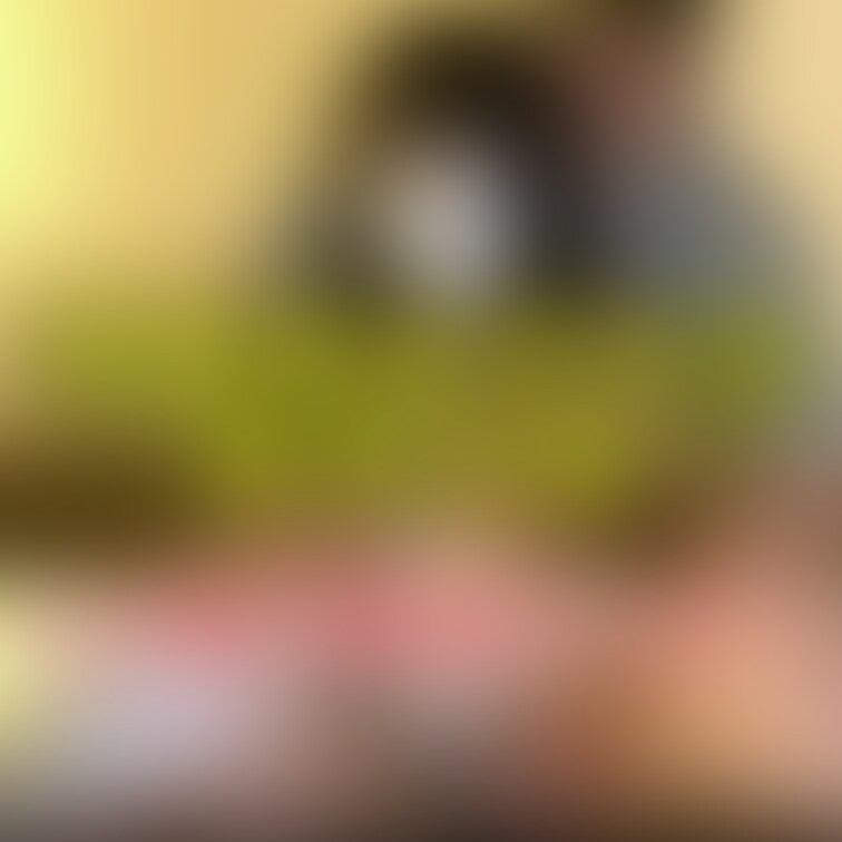 動画の詳細はここをタップ!
※気に入っていただけたサンプルに「いいね」や「ブックマーク」もらえると動画更新の励みになります!
Xで見つけた裏垢女子、女子大生アリスちゃん。はじめセックスに興味あるといいつつ、実際会うと堅い印象でした。
ハメ撮りまで持って行きたかったのに失敗か…
さて、ところが彼女隠れ変態で、殻をやぶるとえろさ爆発!
セリフ1つ、彼女が出す音1つひとつが全部えろい!!
途中から快感で頭が回らなくなって会話が成立しない事態発生‼
「息苦しくない?」
「おちんちん美味しい」
「恥ずかしい?」
「本物が欲しい・・・」
セックス覚えたてでおかしくなってしまったJDのハメ撮り。
気持ち良さで目がとろけてる姿も見ものです。ちなみにこの子、Xで今も活動しているので見つけたら声かけてハメてあげてください。きっと喜ぶと思います。 (2/2)