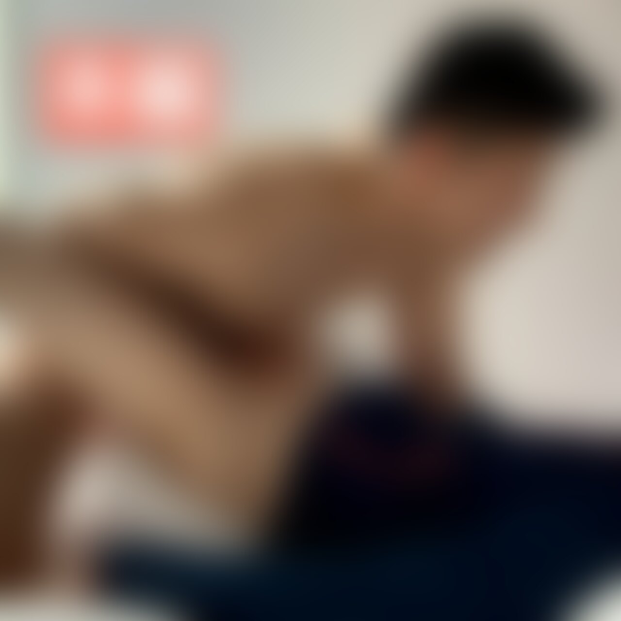 毎月何十人もの男女に癒しを与えている男とのセックス💜 sample 1