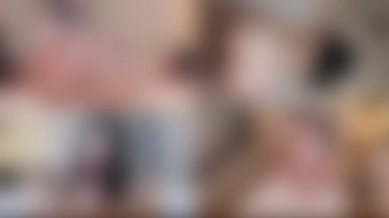 アイドルみたいな顔した美人OLさん①
アイドルみたいな顔してるのに、えっちな美人OLさんとお会いしてきました。 (2/2)