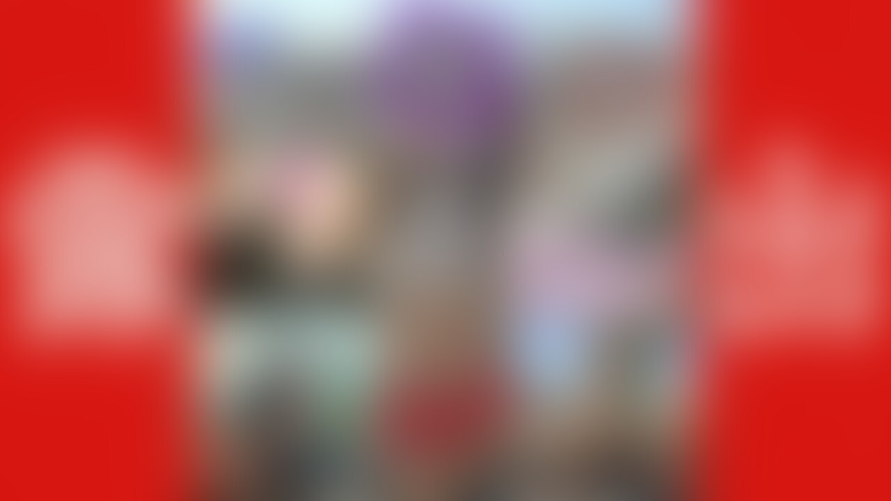 30秒サンプル　本編14分57秒
2023年11月度長編動画01です

まずは遊歩道をド派手エロ服でウォーキング🎵
おっちゃんに3度見されたり🤣
チラチラ露出🎵
そしていきなりの大放尿！これまた大量w
そして単独さん2人に電マで攻められたり🤭
少し場所を変えて全裸露出～❤️❤️❤️
自転車の男性におもいっきり見られちゃったw

続いてはひーひと青○○○🎵
最近好きな対面座位からのフィニッシュは中出しで❤️❤️❤️

次はとある橋🌉
それなりに人も通るし電車も通るところでずぼずぼオナニーしたり、少しだけ移動してオマ○コ見せびらかしたり…❤️
恥ずかしかったーーw

最後はイケイケおチ○ポの単独さんと激しく青○○○！立ちバック❤️❤️❤️
いっぱい出してくれました❤️

濃密な内容の14分57秒！
是非ゆっくりとお楽しみ下さい♥️♥️♥️ (2/2)