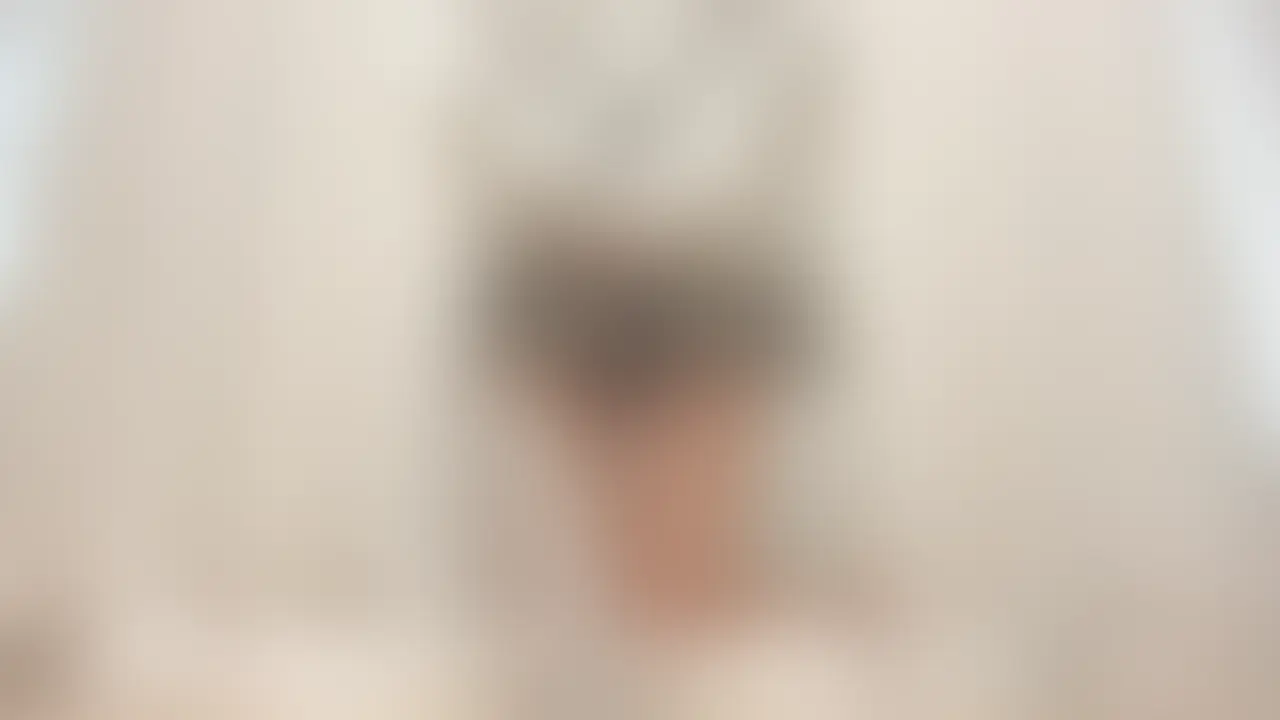 21歳女子大生の騎乗位オナニー♡
手コキしてたら、入れたくなっちゃってそのまま騎乗位…
喘ぎ声大きくて恥ずかしい( . .) (2/2)