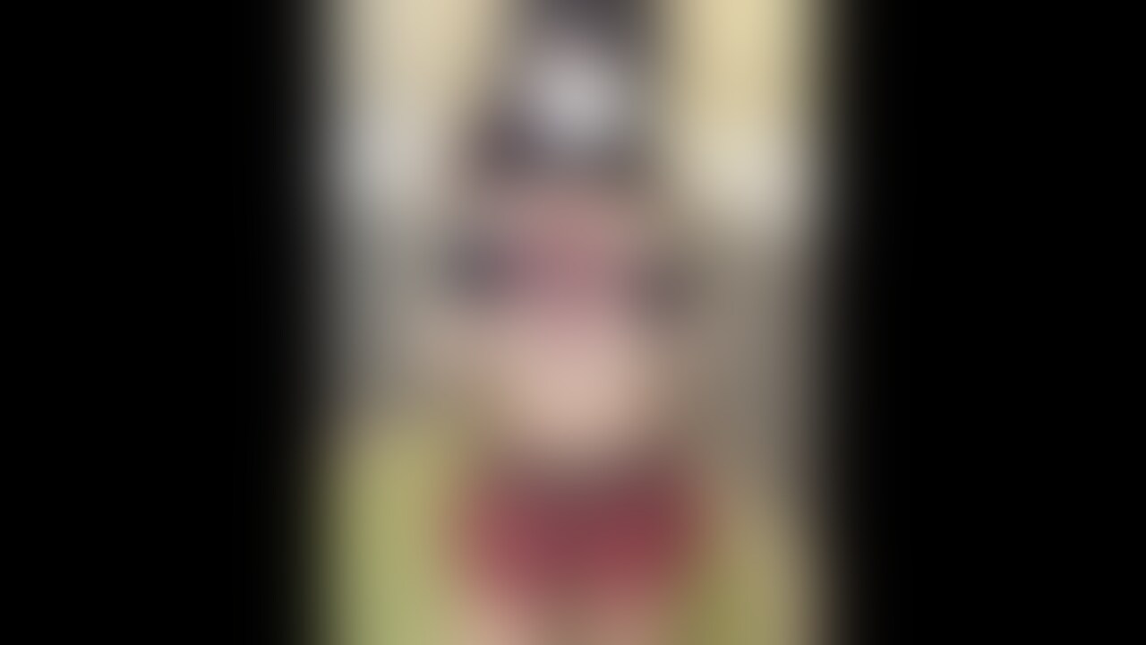 独占販売】【身バレ削除】地下アイドルの醜態第2章、前回以上に”あたおか”になっちゃいました。もう何度潮吹かせれば気が済むんですか!
新作続々販売中!
今回の主演は、地下アイドルで活躍中の20歳の女の子
2回目の出演です。
赤いkチェック柄のえっちぃ衣装で登場です。
イチャラブディープキスからの、乳首攻め。
相変わらず、乳首を攻めるたびに、ぴくん、ぴくん。
感度は相変わらずの絶好調のようです。
何しろ、最初の撮影からオナニー厳禁、P活も厳禁、撮影も厳禁するように言っておきましたので。
従順に守ってくれたようですね。
そのおかげですでにあそこはびっしょびしょ。すごっ。
クリをぐりぐりいじくれば、ダメダメ、逝っちゃう~っ
カメラを回し始めて10分で第4回目、逝きました。
そして、今回は、彼女にとって初めての経験。
これは、動画を見ていただきましょう。
その様はまさに激エロです!
けど、初めてにしては、ドキドキしながらも、ドーパミンがでっぱなし。
手マンするたびに、ぴゅっ、ぴゅっ。
あ~あ~、蛇口が開きっぱなし。
これぞ、アイドルの醜態性。
だいすきなおちんちんを固くしてくれた後は、正常位からの挿入。
入れただけなのに、勝手に腰振って、逝く、逝くの連発。
おいおい、何勝手に中イキしてんの(怒)!
そんな、淫乱アイドルには、背後から攻めちゃいます。
だめだめ、おかしくなっちゃうよ~
って言ったすぐ、手マンで蛇口開放!
だらだら出ている感は、たまらんです。
○○○しているかのように、乱れています、壊れています。
壊れまくったあとのぐったりした様子も収録
アイドルの醜態第2章、是非ご覧ください
※本編は、流出防止の観点からぼかし加工されています。 (2/2)