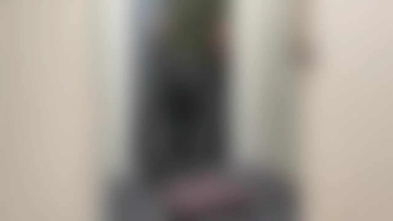 【デリヘル】せいらちゃん【即尺フェラ】
出会ってすぐにフェラチオ即尺コースと顔出し動画撮影コースのオプションでデリヘル風俗嬢のフェラ抜きを撮影しました。サービス抜群、愛嬌抜群、テクニシャンの濃厚フェラチオサービスでどぴゅどぴゅ口内射精! (2/2)