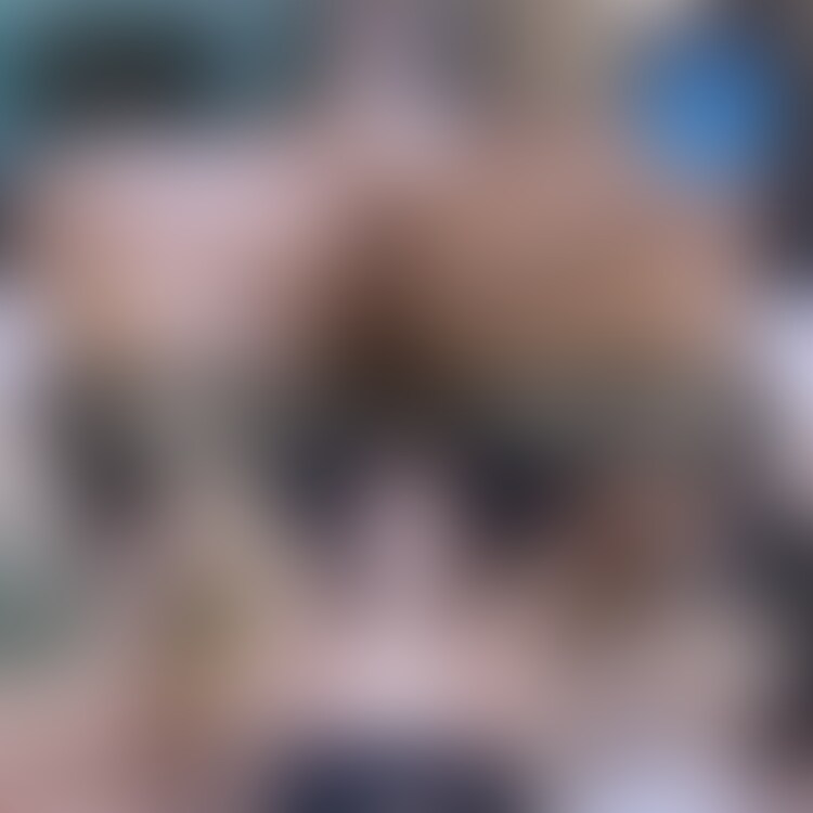 [PickUP]「ハードに◯されてるのに濡れちゃう…///」

【串刺しイラマ/騎乗位潮吹き】家みたいな場所で美人妻さんとハードSEX♡  とんでもない体位なのにGスポット突かれまくって大量潮吹き...!! 


今回は、前回と真逆！？美優さんをバチボコに◯したときの動画です♪ (ハード注意⚠️)
実は美優さん一時期、なかなかのマゾだったようで...
痛みが興奮に変換されるらしく、聞いたこと無い喘ぎ声でイキまくってました...

※ハードイラマしてるのに、パンツの中がベチャベチャだったのが興奮しました… (11:25~)

まるでオナホのように扱われる本物人妻さんをご覧ください。。。 (2/2)