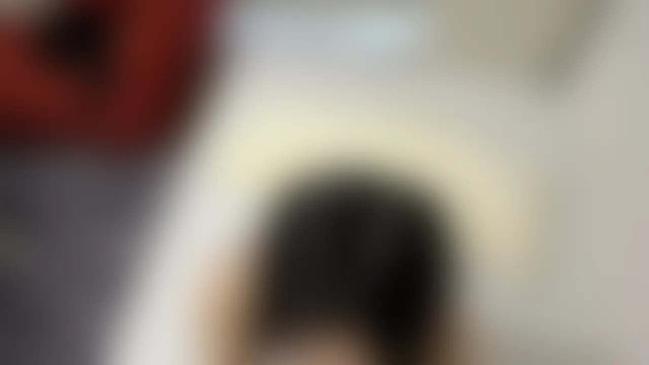 ※個撮※Gカップ爆乳スレンダー人妻さんを呼び出して性処理に使うだけの不倫密会種付け記録📓
🔻アリサ/30歳/155cm/45kg/Gカップ🔻
【仁王立ちフェラ→デカパイに精子ぶっかけ(主観Ver)】
💎本編未収録💎※目出し※
------------------------------------
⭐️フル見せプラン⭐️でご覧いただけます⭐️
中出しした後の精子と愛液にまみれたち●こを咥えさせて、2発目を搾り取ってもらいました。
フィニッシュはアリサの大きなおっぱいに大量精子ぶっかけ。お掃除フェラも丹念にしてもらいます。
最後は、おっぱいに精子を塗り塗りさせて…終了💮
------------------------------------
⬇本編フルVer動画はコチラ⬇
https://myfans.jp/posts/194fb070-df0e-415e-86b9-c76ef924b884?utm_medium=referral&utm_source=share&utm_campaign=post_share
【本編動画内容】
屋内露出→リモバイ挿入/前戯/四つん這いクンニ/バイブ責め→バイブぶち込んだまま奉仕フェラ/玉舐め/シックスナイン/正常位/バック/騎乗位/中出しフィニッシュ
------------------------------------ (2/2)