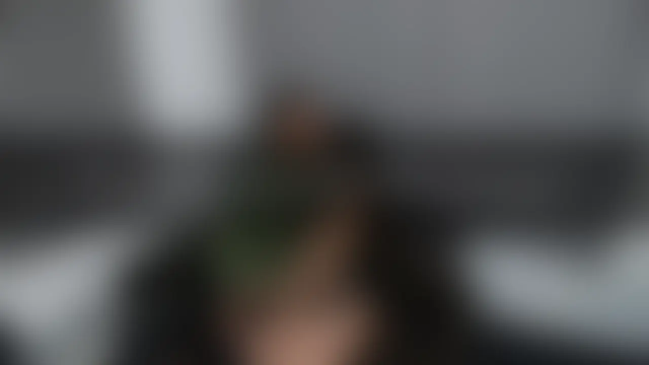 【【インフルエンサー流出】】身バレ絶対NG 本物グラビアアイドル細くびれ巨乳早漏女をいいなり性処理肉便器セックス/ HMDM008 (2/2)
