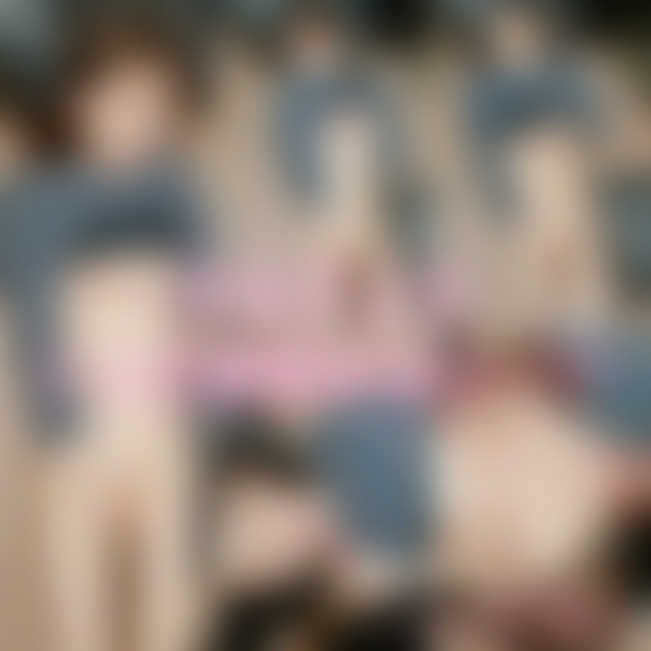 ネカフェで吸うやつ挿れて放置🙈💕声我慢しながら痙攣イキ
挿れたままで放置してたらオナニー始めちゃうくぅ🌸
ちんちん差し出したら嬉しそうにしゃぶってくるのがエロすぎました🫢
気持ちよくっても声出せない状況で喘いじゃうの我慢してるのが可愛すぎました♡ (2/2)