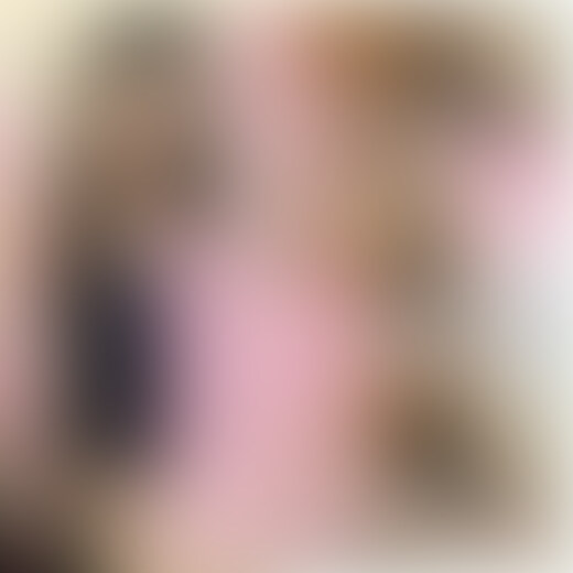 明るいどエロ優等生まゆパンスト亀頭みがきサテン手袋発狂手コキ射精
明るくてどエロな優等生のまゆちゃんの、
パンスト亀頭みがき&サテン手袋手コキで
M男が発狂射精しちゃいます。
『ただひたすらくすぐったい』
『くすぐった気持ちいいけど全くイケない』
『我慢できずにあっという間に射精』
パンスト亀頭みがきプレイに対するM男の反応は
上記の3パターンあります。
今回、M男は3番目の『我慢できずにあっという間に射精』でした。
発狂するような刺激がパンスト亀頭みがきで亀頭に迫るのですが、
激しい快感が同時に押し寄せてくるのです。
コックリングで普段以上にガッチガチに勃起しているのも
良かったのでしょうか。くすぐったさはかなり控えめで、
とにかく激し過ぎる快感がひたすら続くのです。
しかも途中からサテン手袋手コキも加わるんです。
激しく上下にシコシコしながらパンストでも同時に
亀頭全体を包んで刺激を与えるんですから
もはや我慢できる術はM男にありませんでした。
あっという間に射精へと導かれてしまいましたよ。
それからは長めの直後責めへと続きました。
こちらはいつも以上にくすぐったかったです。
ザーメンを放出したばかりで敏感になった亀頭が
パンストでさらに磨かれます。
のたうち回るM男を笑顔で見つめるまゆちゃんでした……。
気持ち良過ぎるパンスト亀頭みがき&サテン手袋手コキで
発狂射精したい、そんな手コキ好きなM男の貴方だけにオススメです。
1920*1080
10:27
805.2MB
.mp4
●本作品に登場する人物は○○○以上である事を確認しております。
●本作品に登場する人物はモデルであり、同意の上で撮影を行っております。
●二次利用・転売・転載等を固く禁止いたします。 (2/2)
