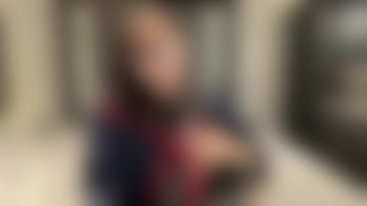 学生鞄って何でこんなに気持ち良いの?
硬くて角張ってるから角に当てるのが最高なんです❤️❤️ セーラー服も手伝って気分も最高潮✨✨
みんなもいっしょにやろう❤️❤️ (2/2)