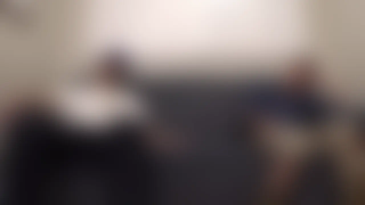 ロスでナンパした美女から高速手コキフェラをしてもらったので、お返しに口の中に発射してあげました。 (2/2)
