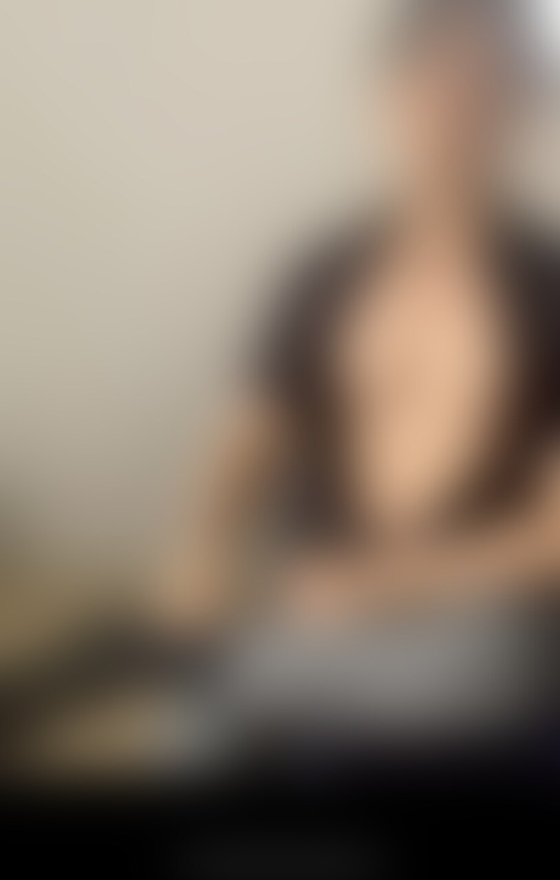 連休初日の朝は気分爽快でたっぷり雄っぱい揉みと乳首責めをした。笑 sample 1