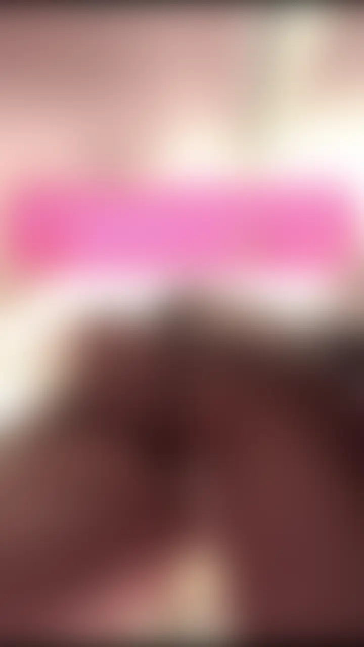 見るまえに❤️押してくれるとうれちい❣️
みんなが大好きな電車でおまた触られてる動画撮れたから載せるね🥹💖
電車の中でイケナイことされて気持ちよくなったらダメなのわかってるのに気持ちよくなってごめんなさい🥹 (2/2)