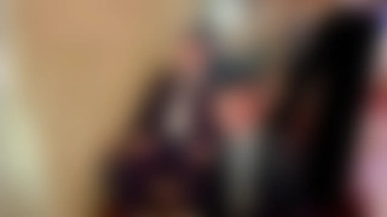 【潮吹き部長と淫語攻め社員】 sample 1