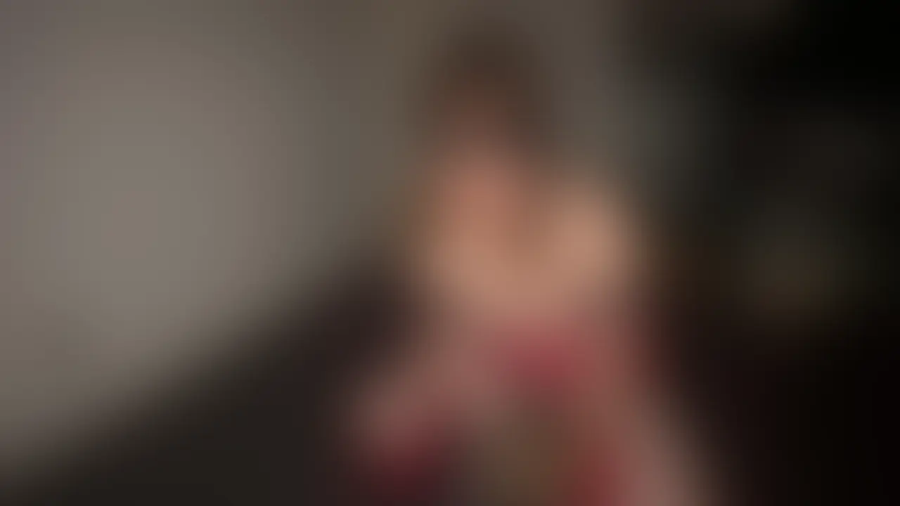 メス犬みたいな人妻
ちくびバイブでイキ❤️
ディルドでイキ❤️
自ら腰を振りイキまくる❤️人妻❤️
舌を出して、メス犬の姿は必見です。💝 (2/2)