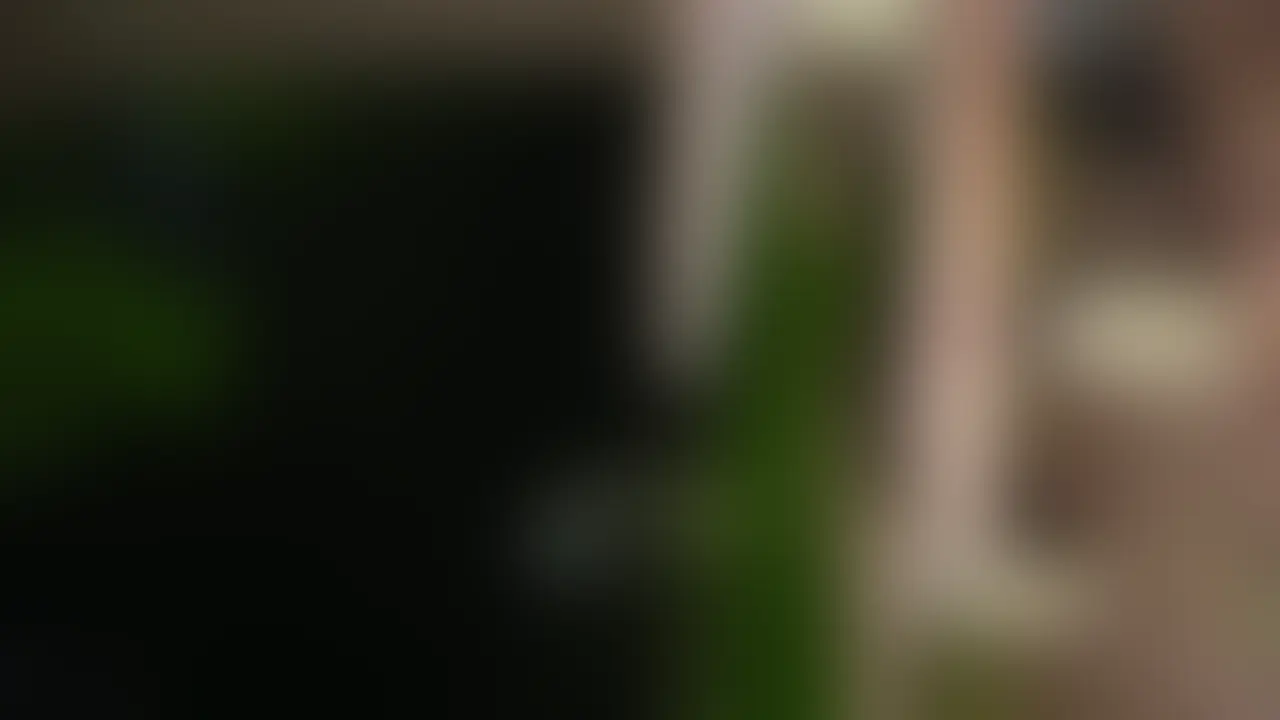 夜の公園生ハメ動画です!写真も撮られながらでのお外えっちめっちゃ気持ちよかった♡ (2/2)