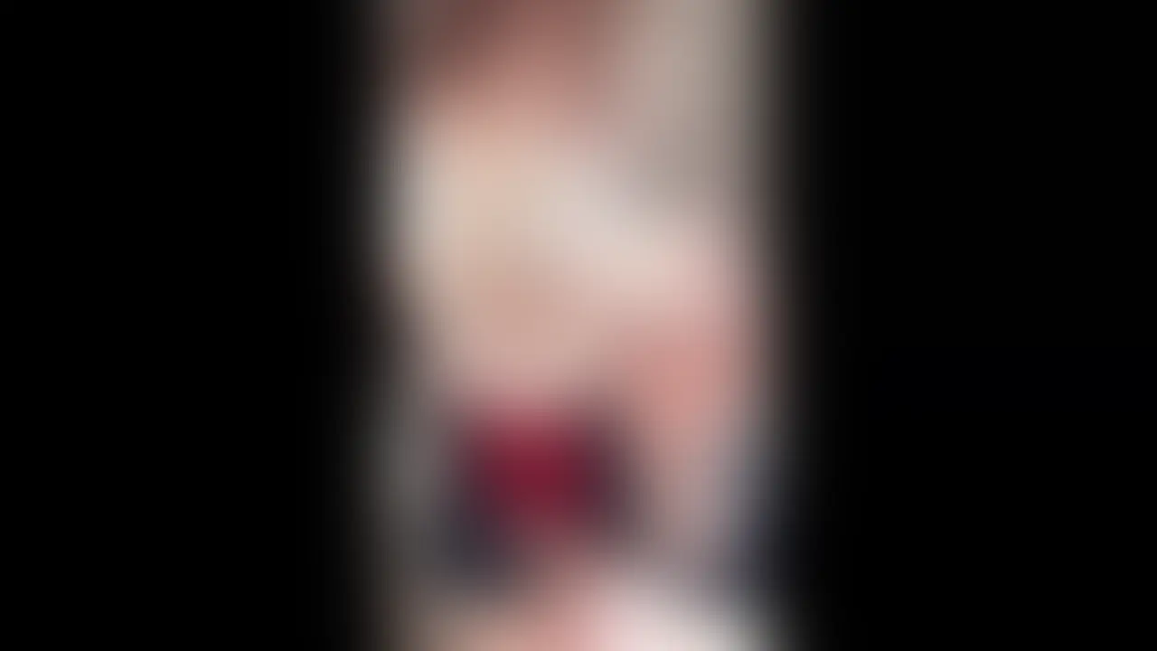 本日追加したのは「セーラー服でTENGAオナニー」です💕
今回は短めの動画ですが、臨場感というか…
まるで足の間にあなたがいて
撮影する様子を見守られているようなアングルです…♡
くるみがシてる様子を眺めてください…♡
後半、アナルもご覧になれるシーンがあるので
そこも見どころです😖💦
【おすすめフェチ】
女子学生服、TENGA EGG、足フェチ、太もも、
足の間で眺めたい方♡、アナルが見たい方 (2/2)